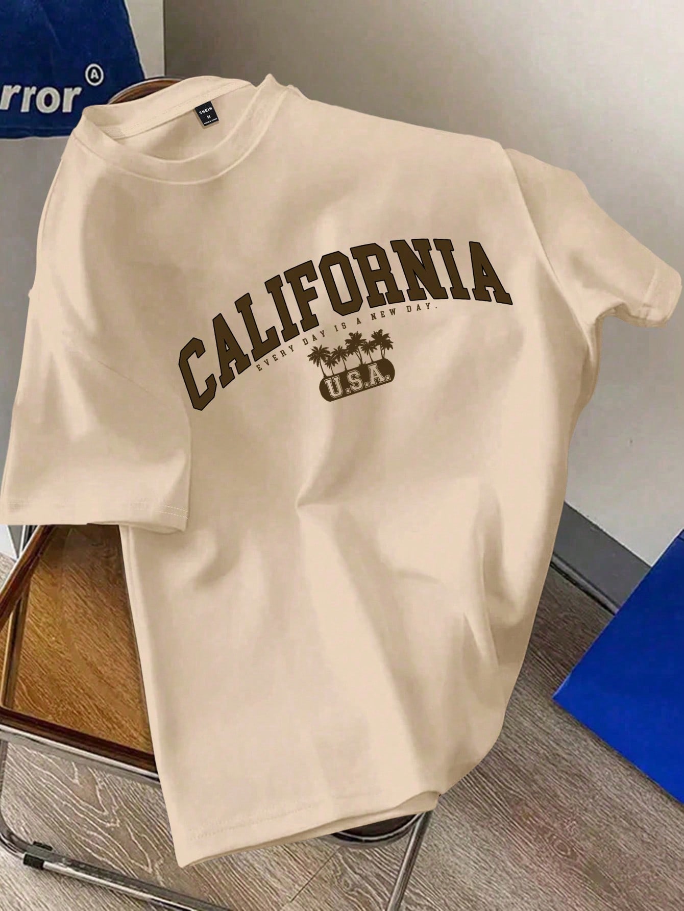 Men's Casual Beige Graphic Tee - Tee Graphic Print avaliação e preço